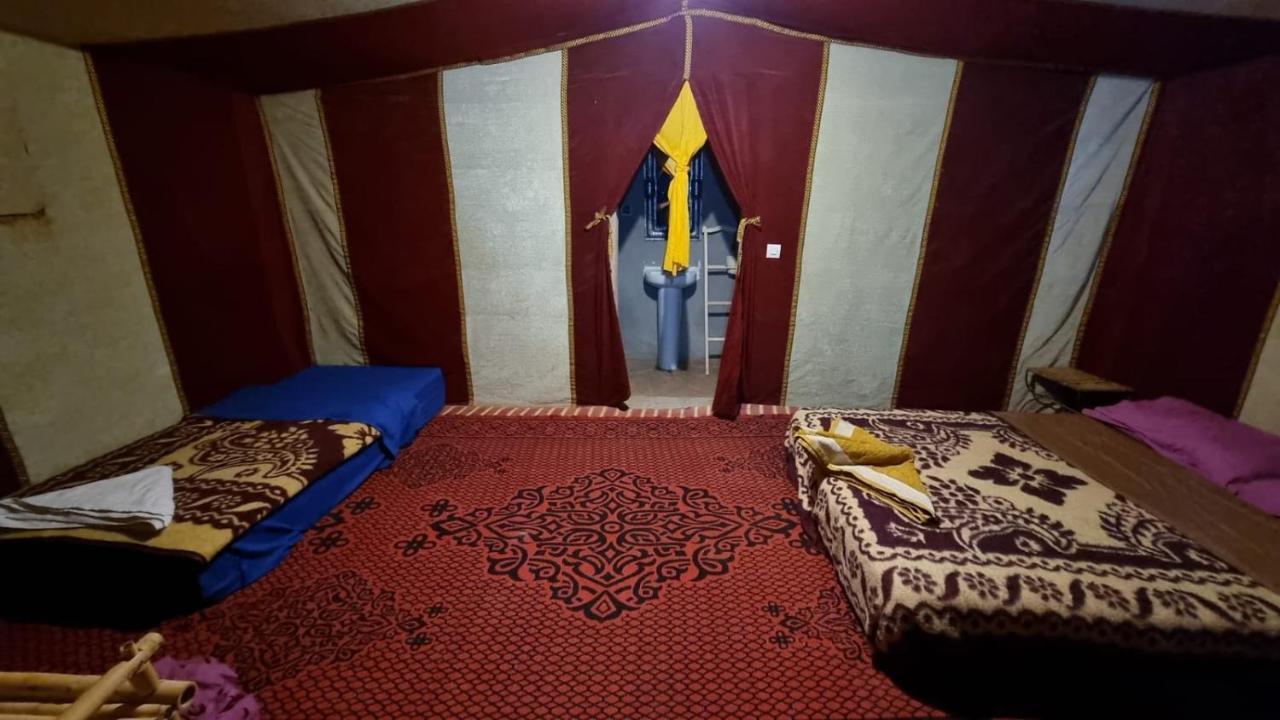 Отель Chigaga Luxury Camp Мхамид Экстерьер фото